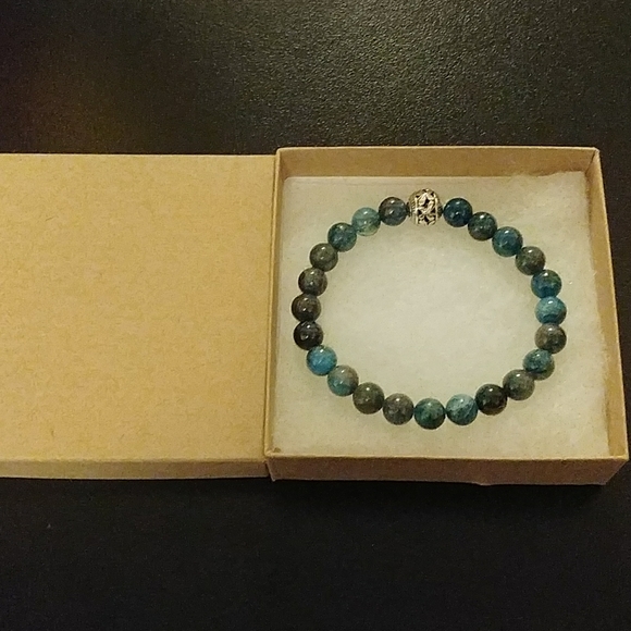 Apatite Stone Bracelet - Picture 5 of 8